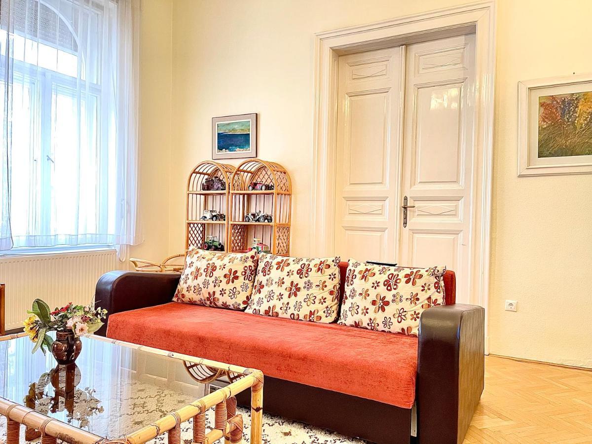 Isabelle Residency - Balcony & A.C Apartment Budapest Exterior photo