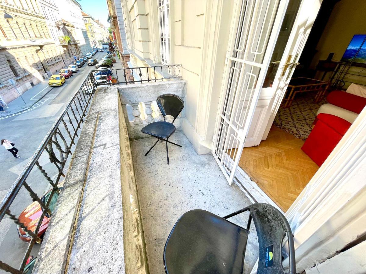 Isabelle Residency - Balcony & A.C Apartment Budapest Exterior photo